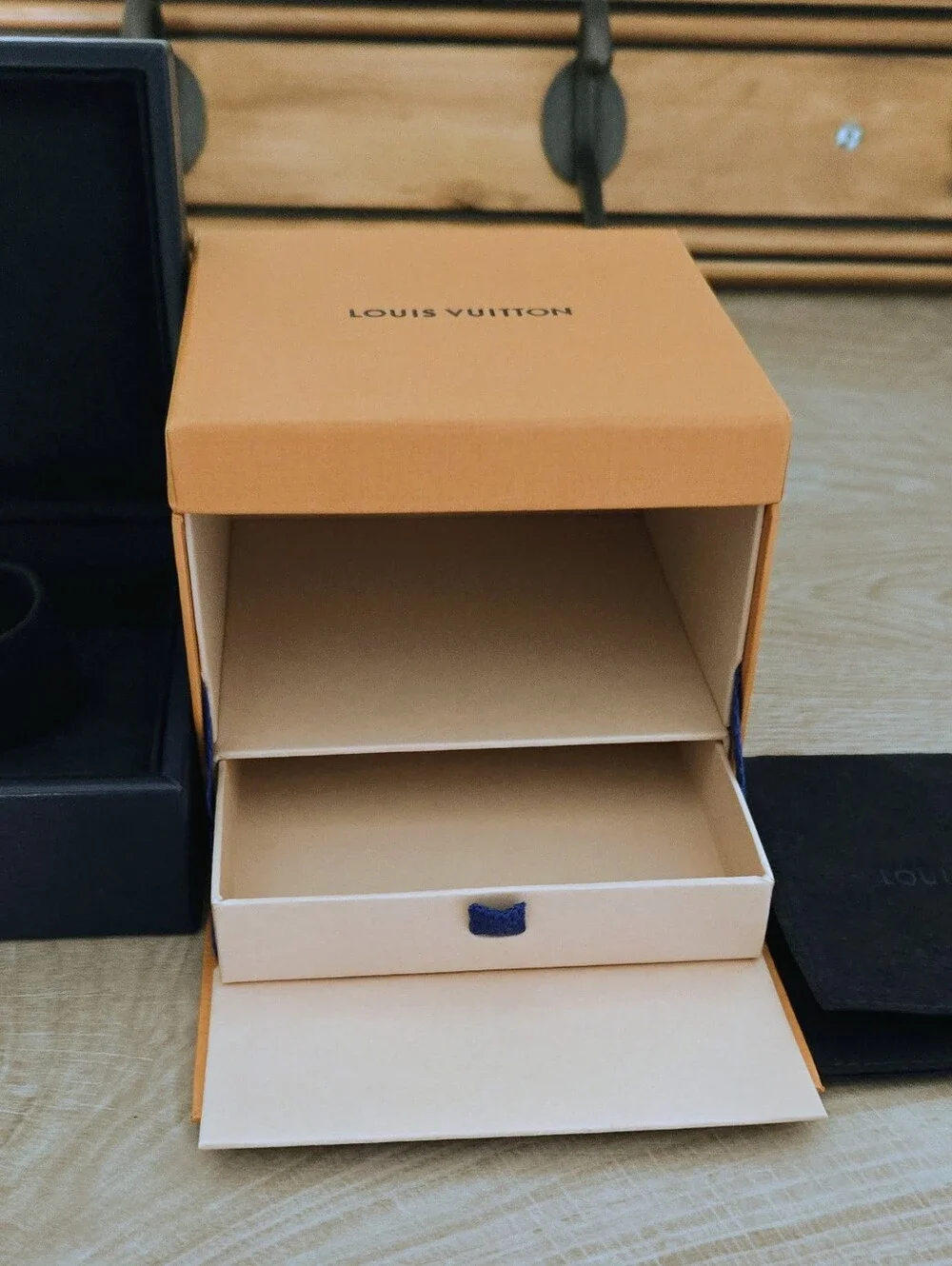 Louis Vuitton louis vuitton